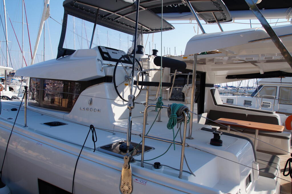 Catamaran 