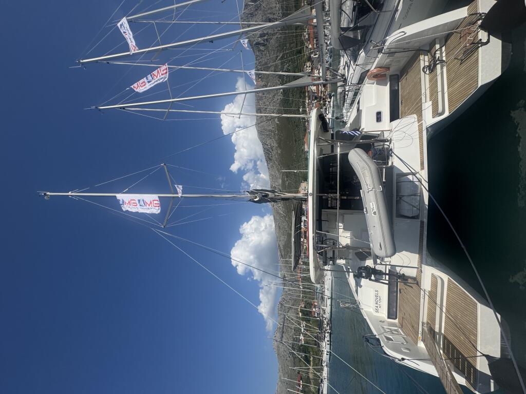 Catamaran 