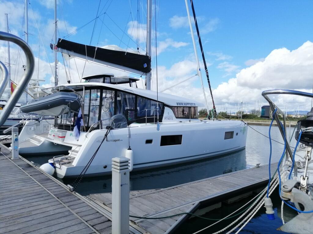 Catamaran 