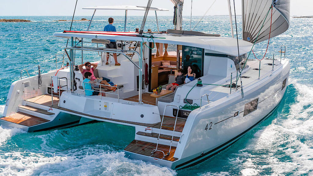 Catamaran 