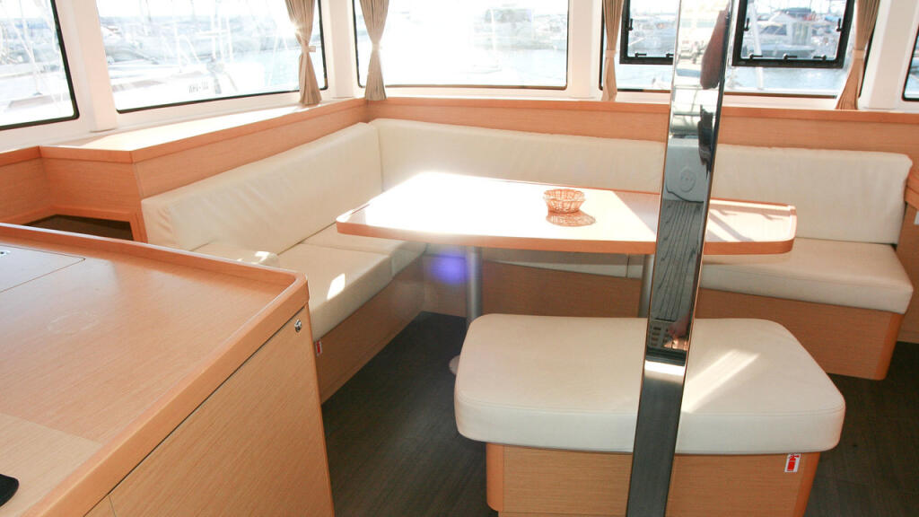 Catamaran 