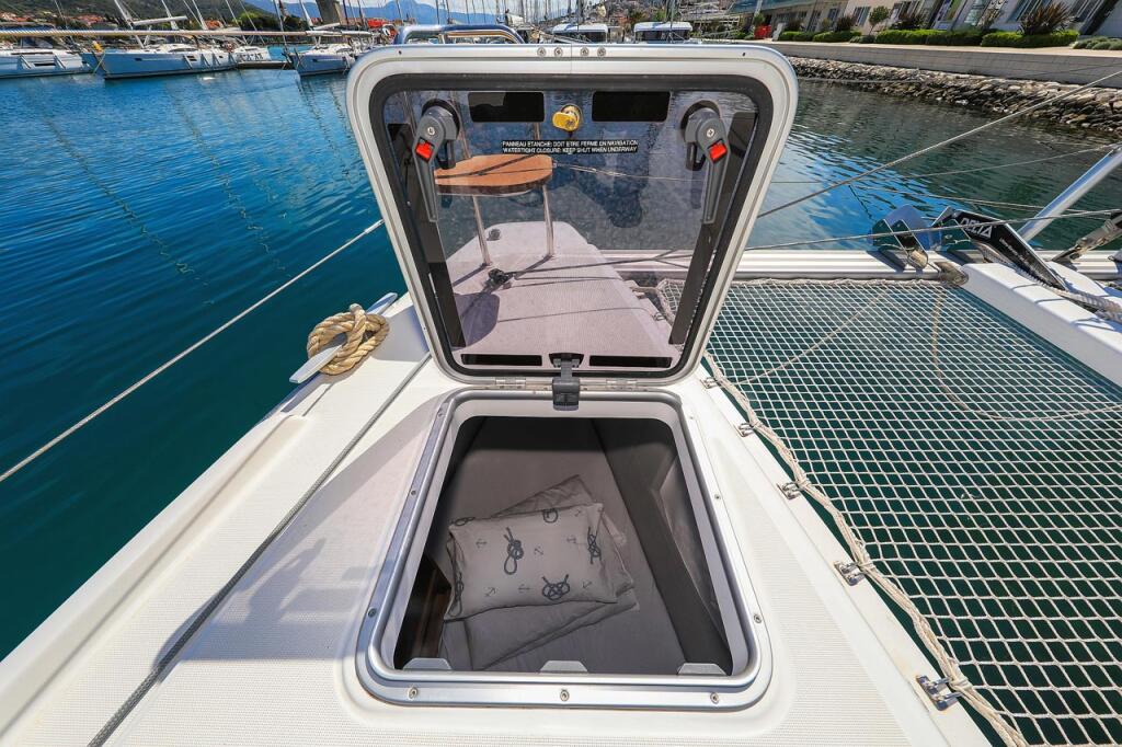 Catamaran 