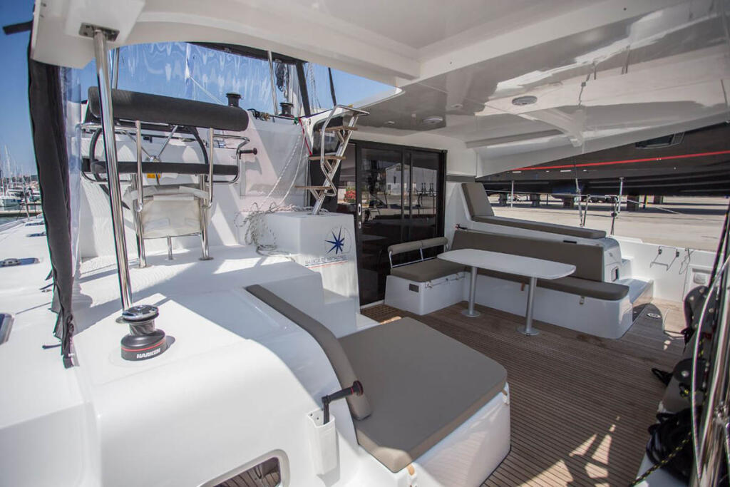 Catamaran 