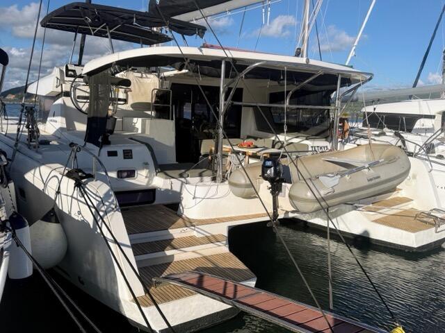 Catamaran 