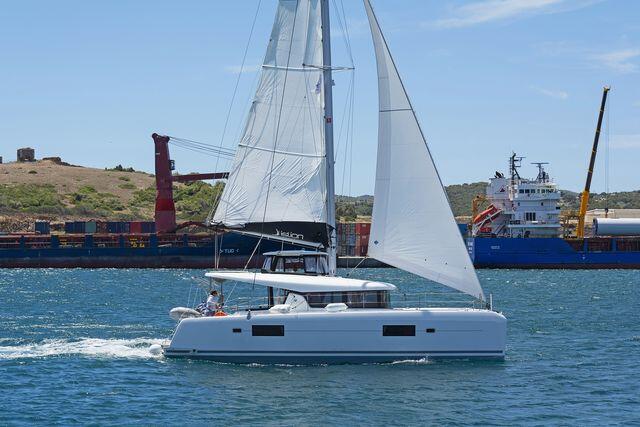 Catamaran 