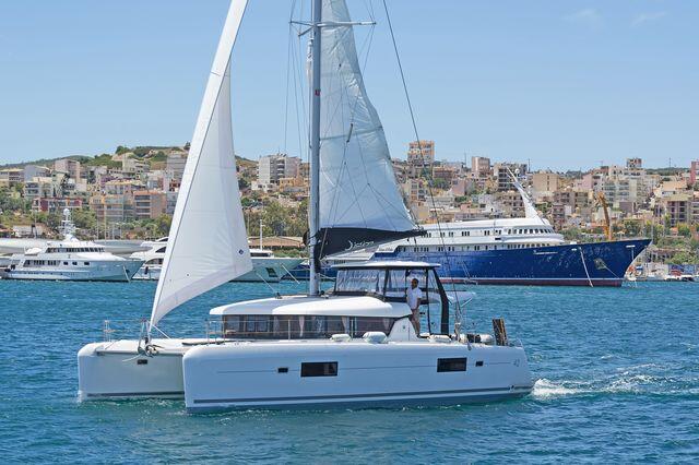 Catamaran 