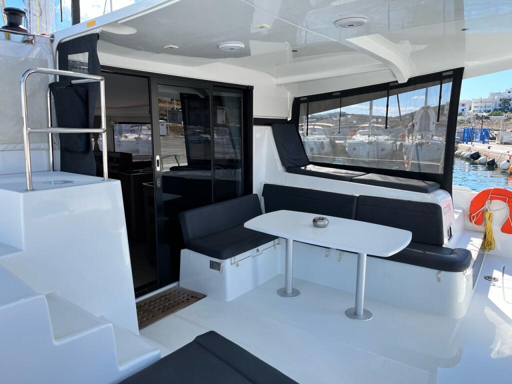 Catamaran 