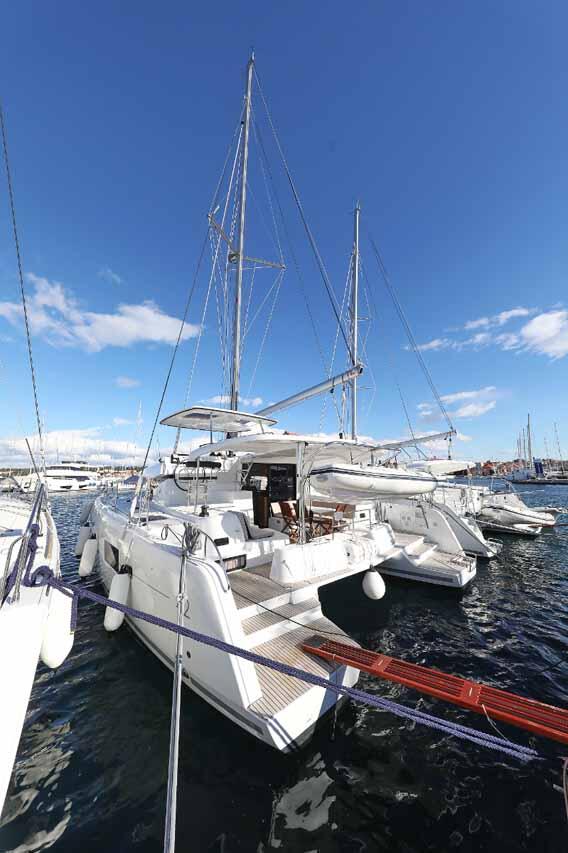 Catamaran 