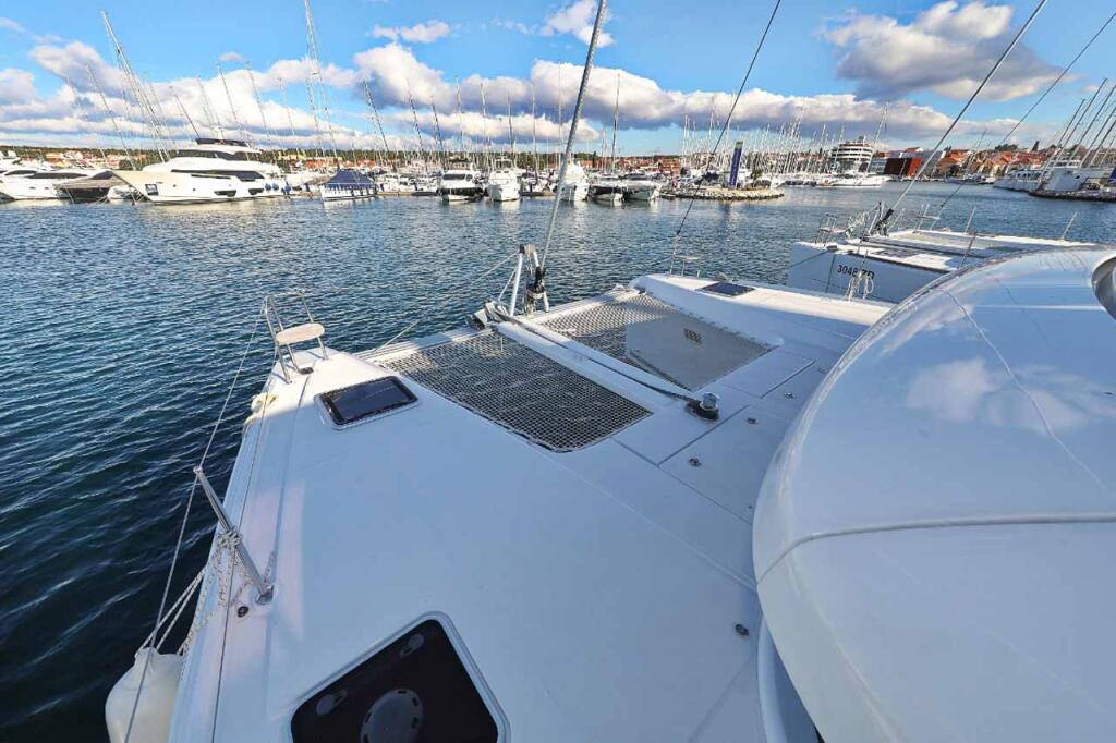 Catamaran 