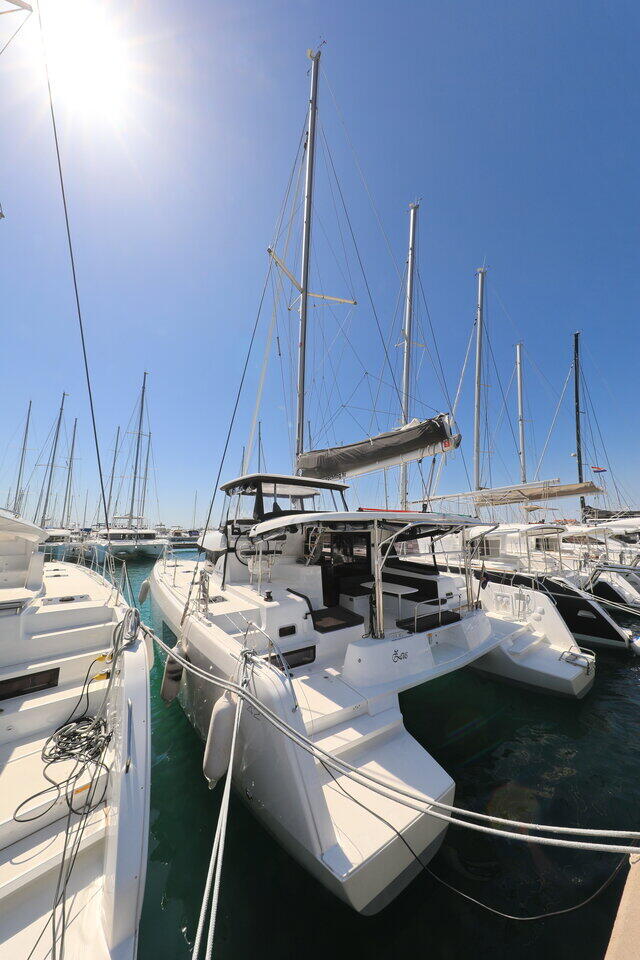 Catamaran 