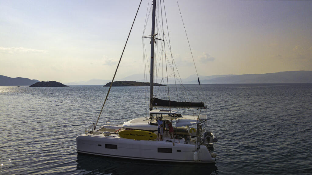 Catamaran 