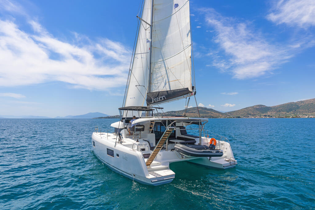 Catamaran 
