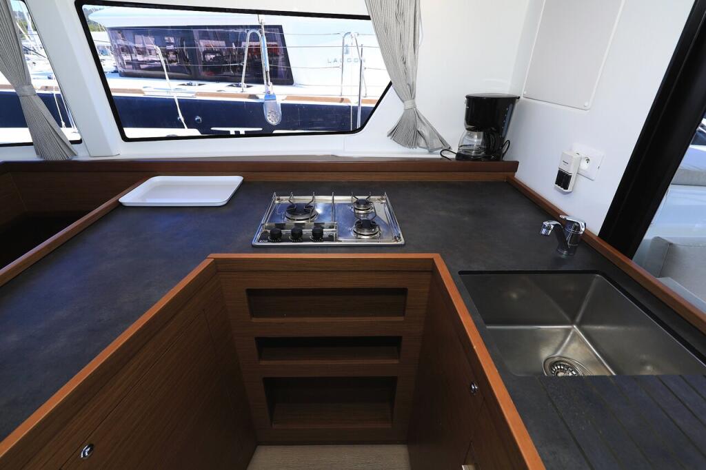 Catamaran 