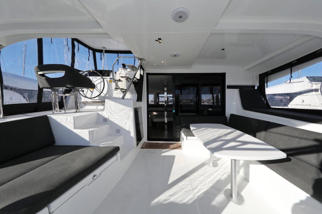 Catamaran 