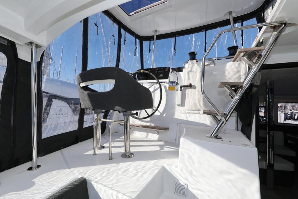Catamaran 