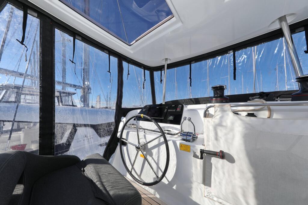 Catamaran 