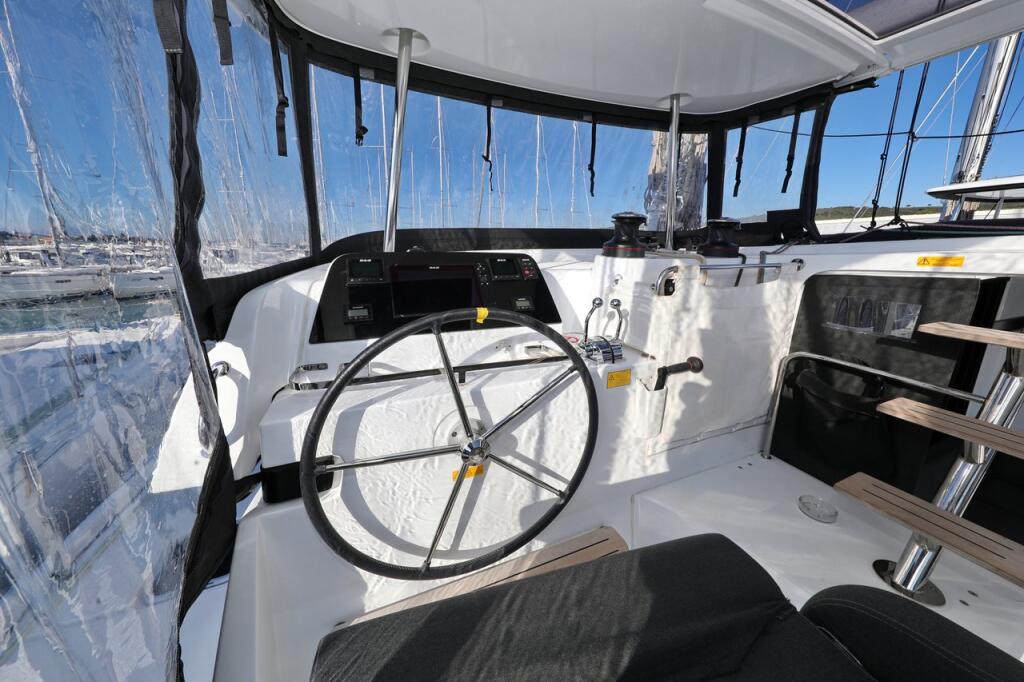 Catamaran 