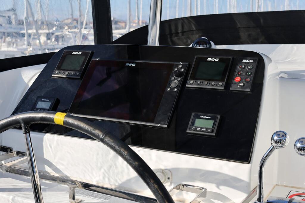 Catamaran 