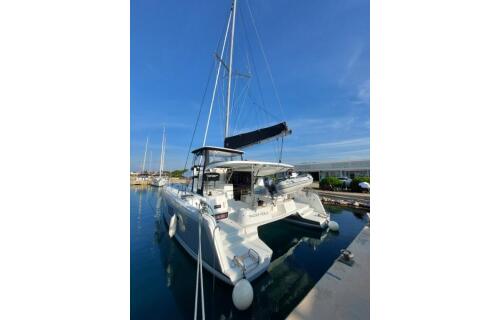 Catamaran 