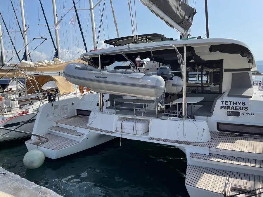 Catamaran 
