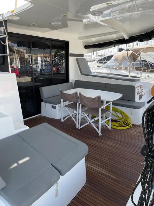 Catamaran 