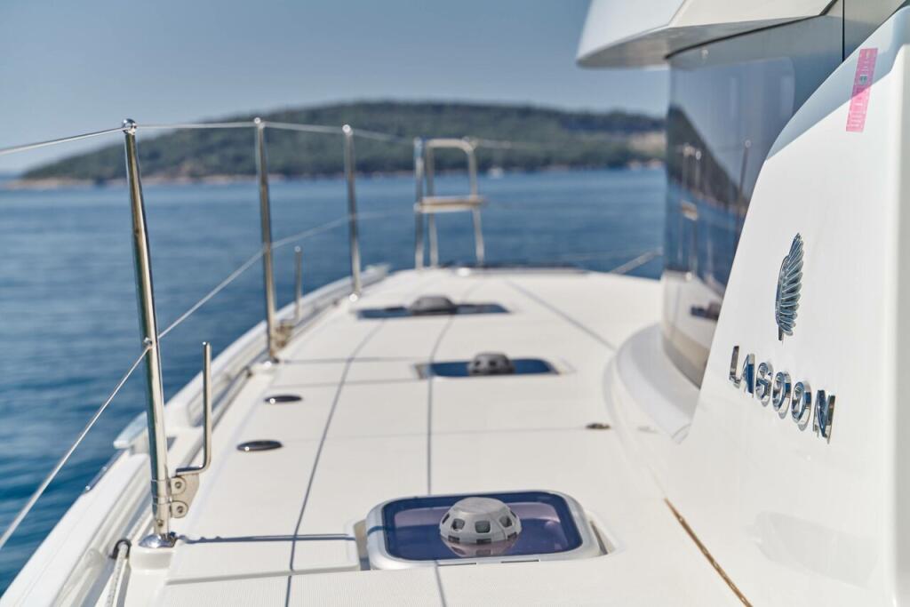Catamaran 