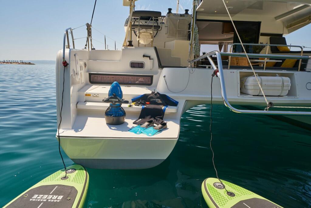Catamaran 
