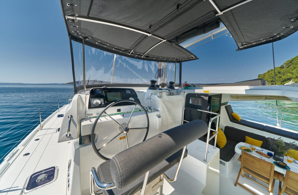 Catamaran 