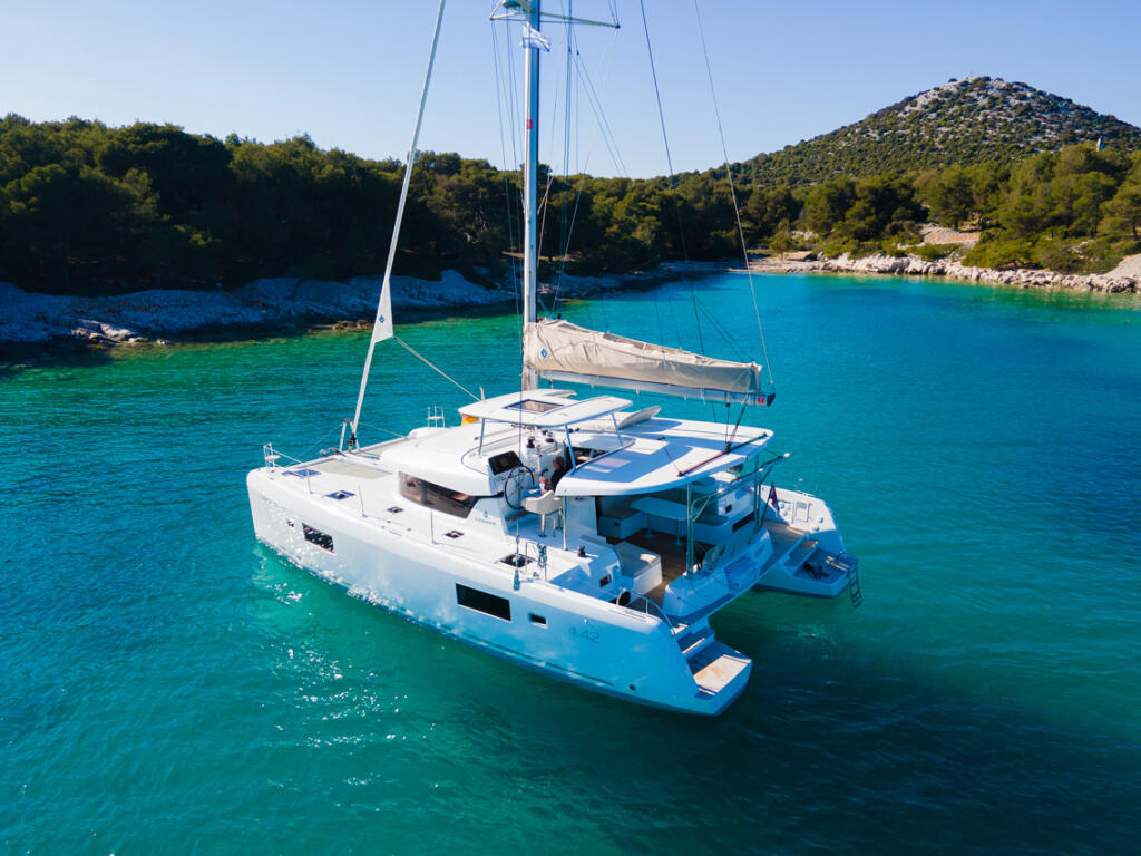 Catamaran 