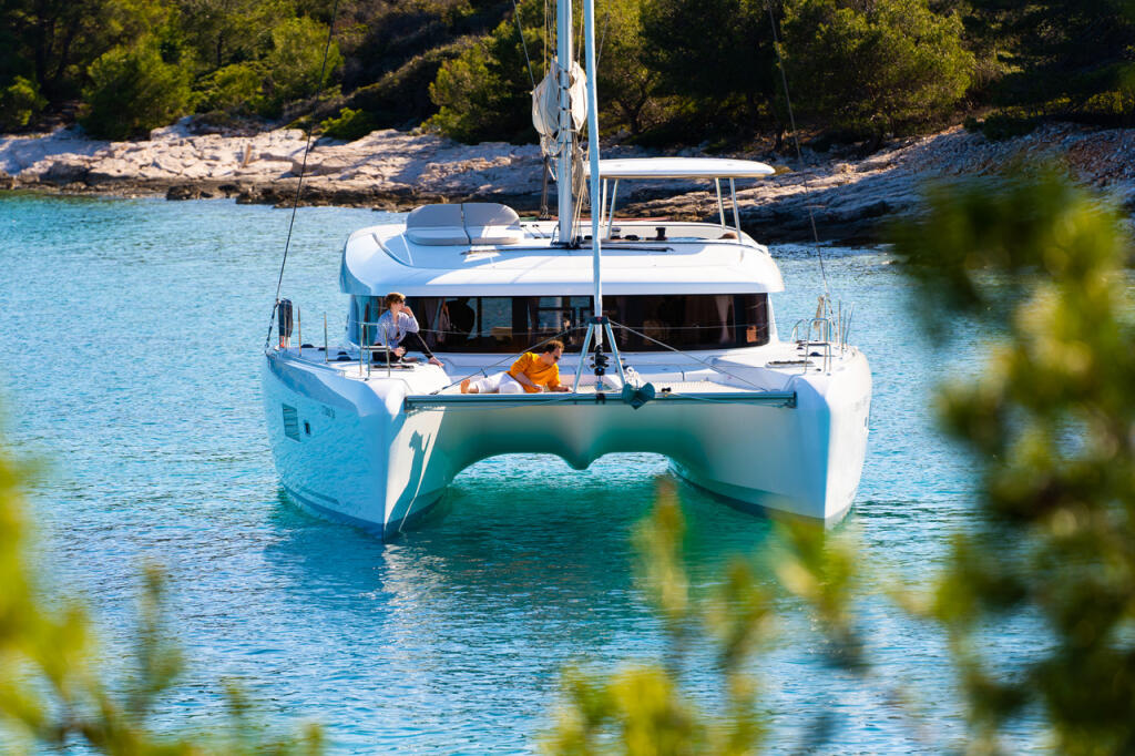 Catamaran 