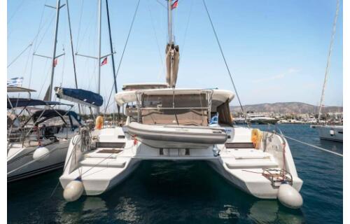 Catamaran 