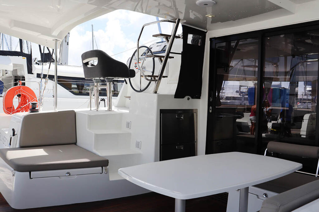 Catamaran 