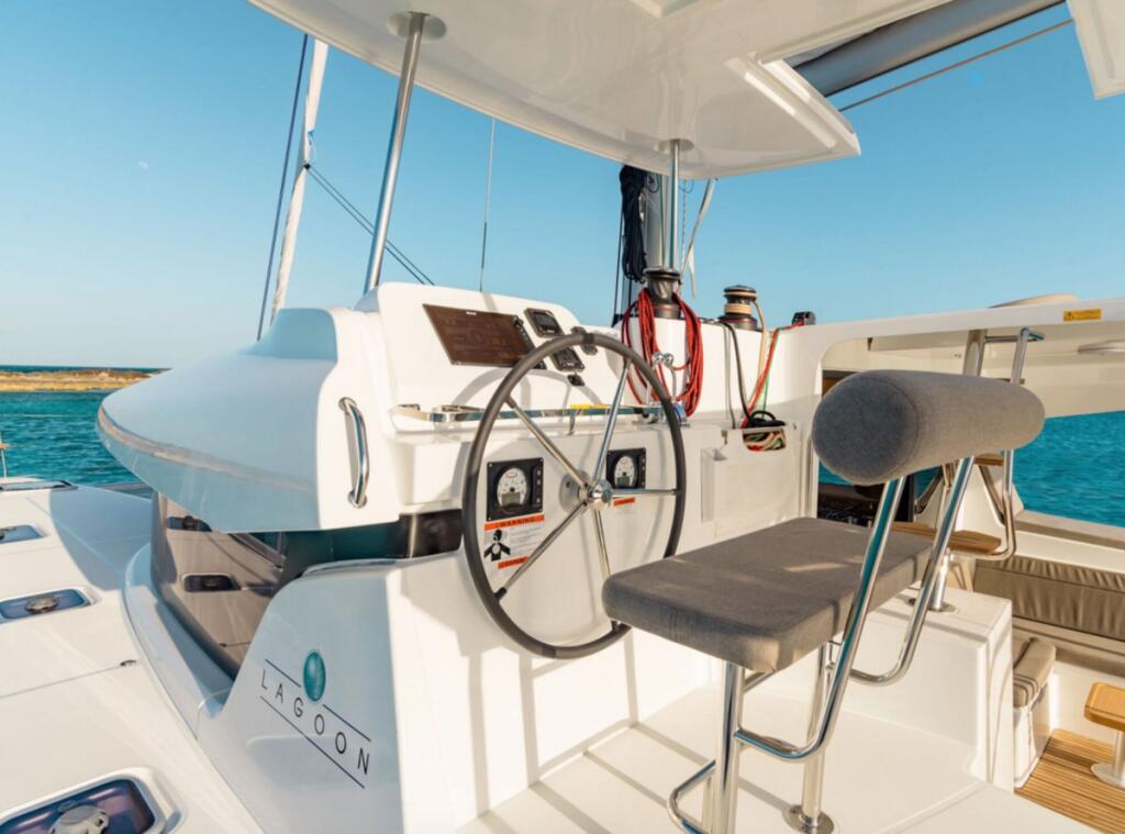 Catamaran 