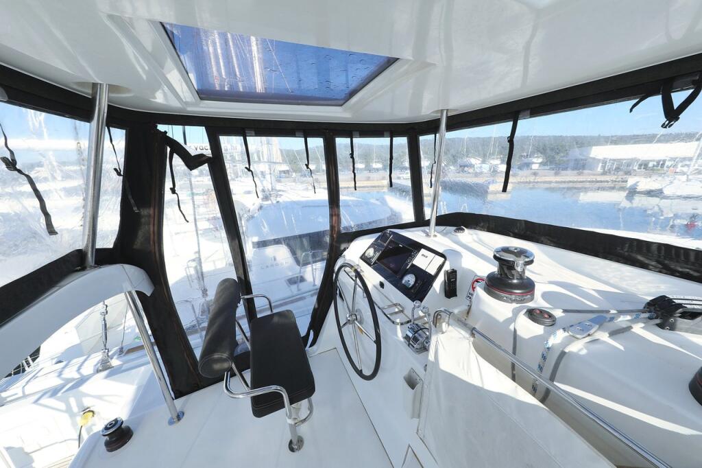 Catamaran 