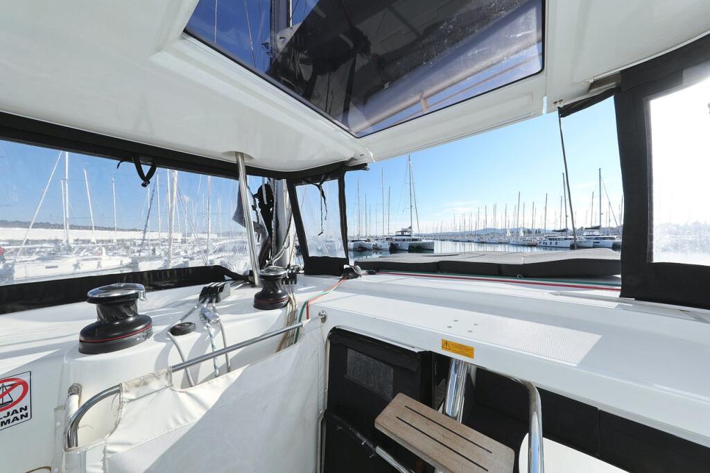 Catamaran 