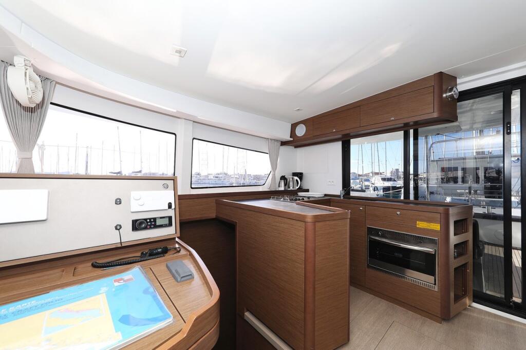 Catamaran 