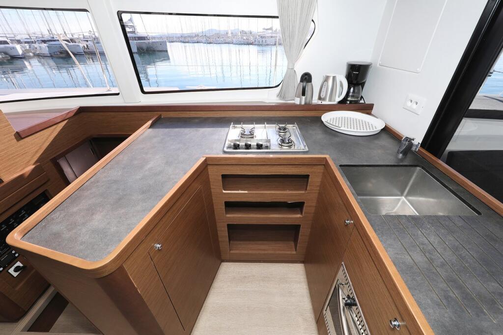 Catamaran 