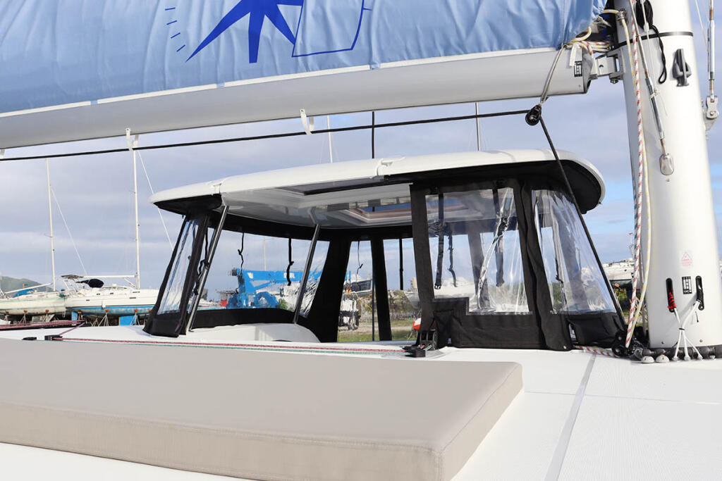 Catamaran 