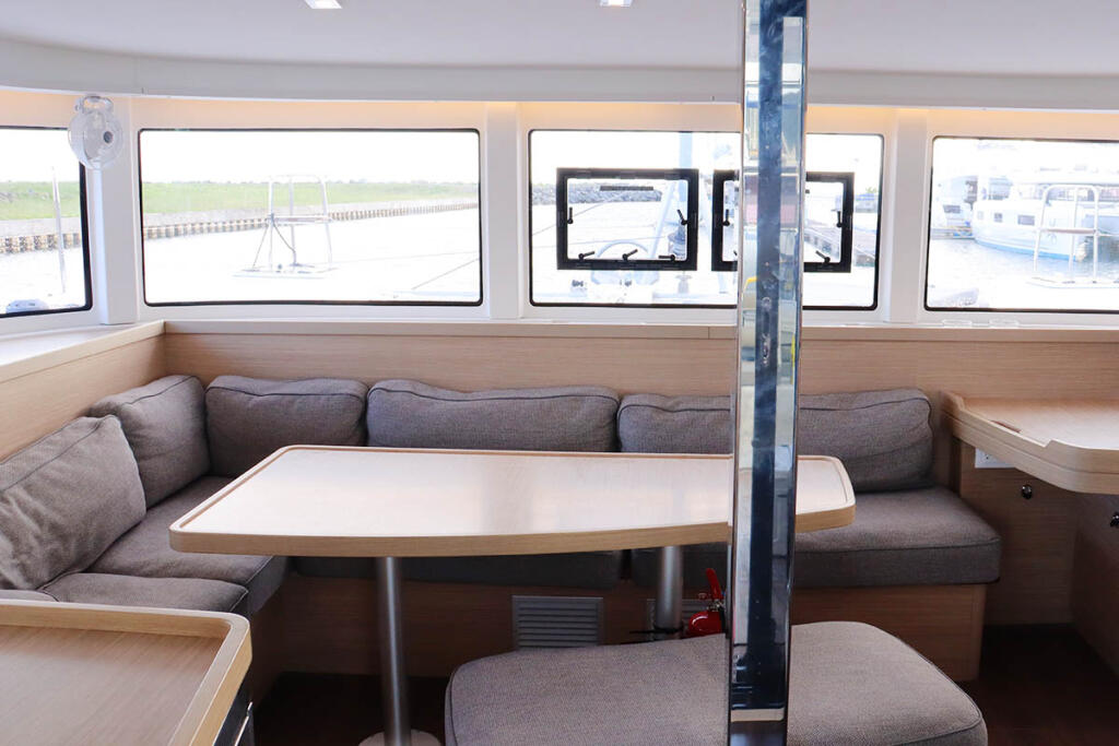 Catamaran 