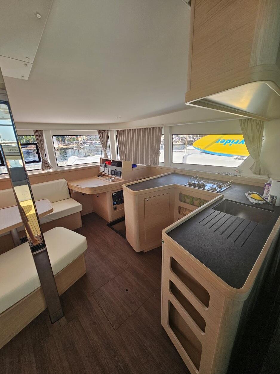 Catamaran 