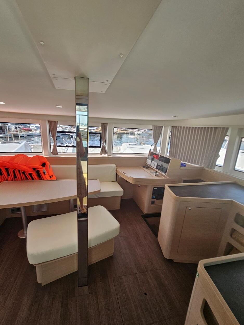 Catamaran 