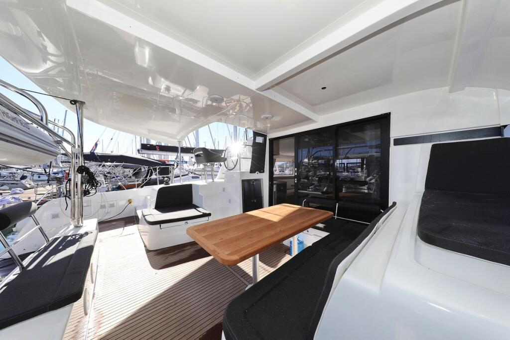 Catamaran 