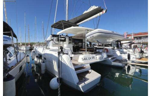 Catamaran 