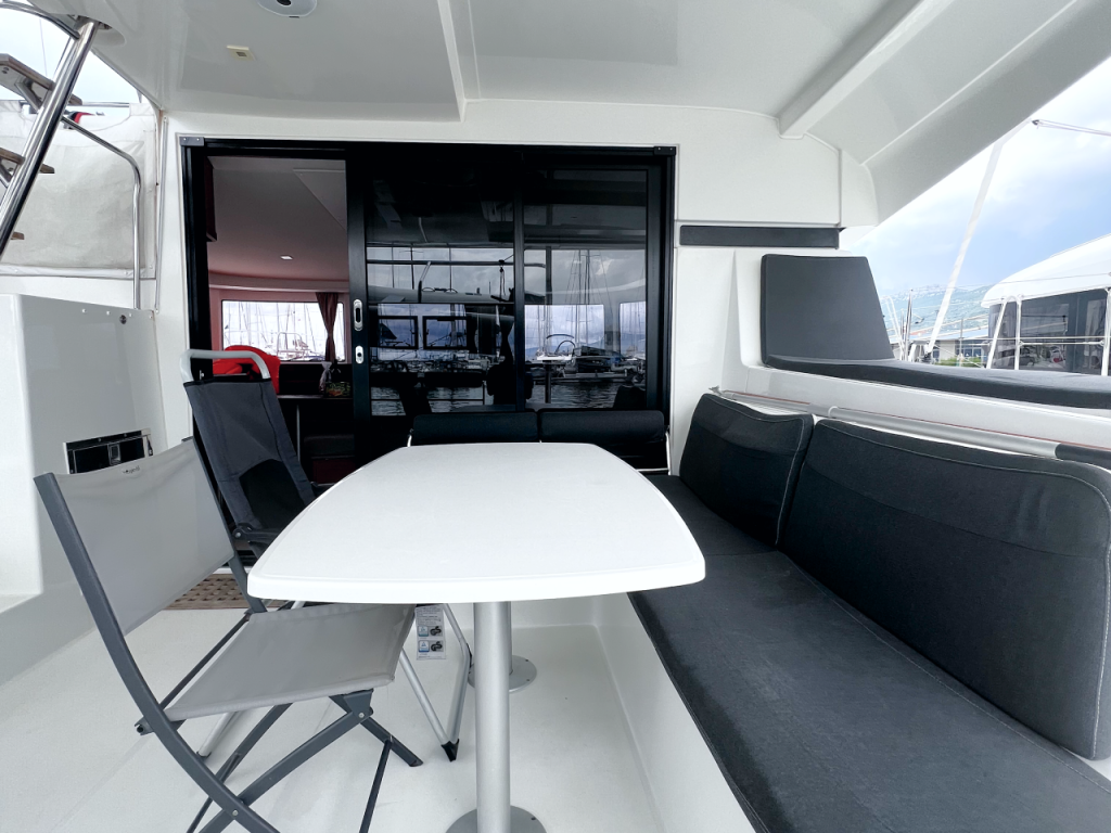 Catamaran 