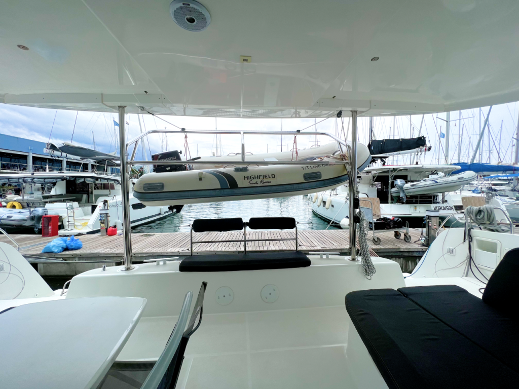 Catamaran 