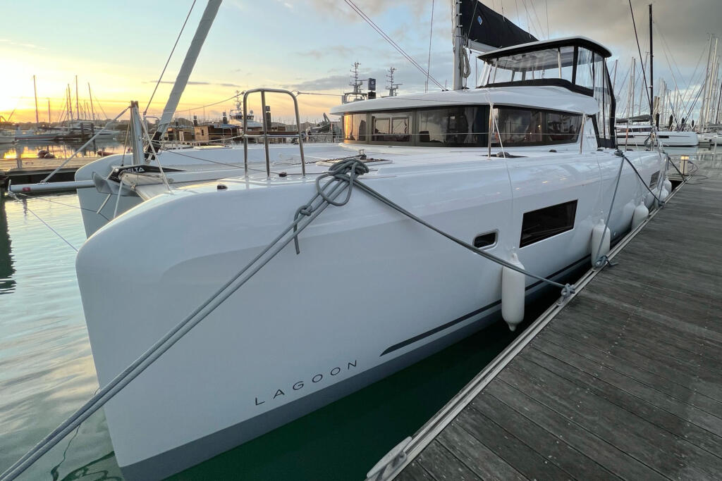 Catamaran 