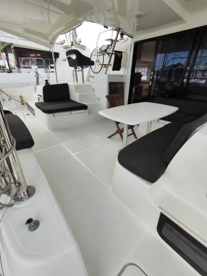 Catamaran 
