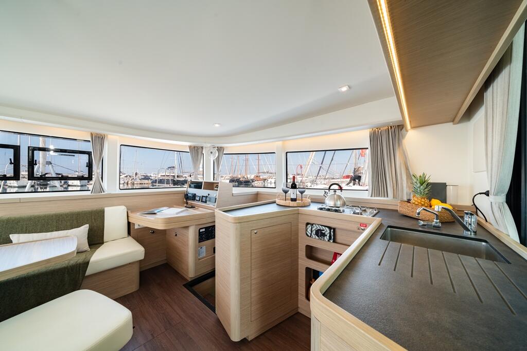 Catamaran 
