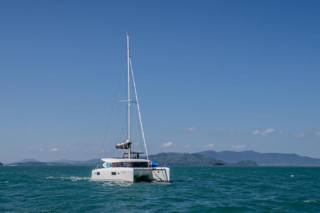 Catamaran 