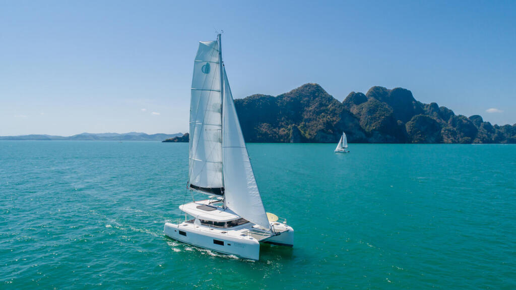 Catamaran 